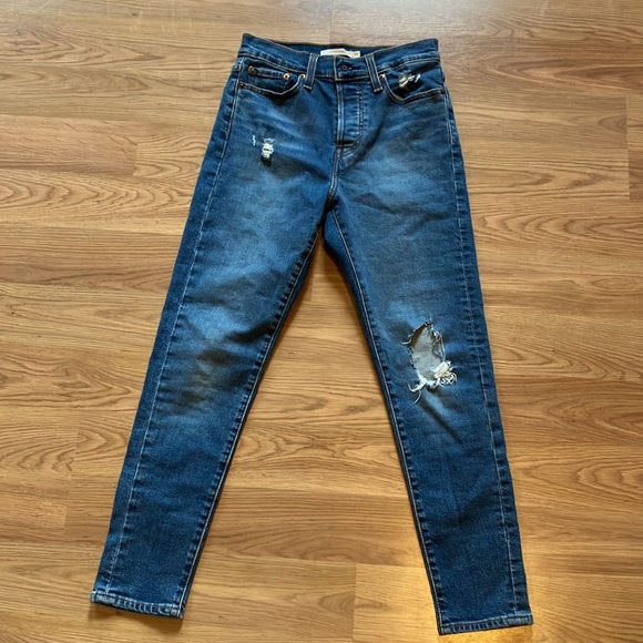 Levi Women’s Wedgie Skinny Jeans, Size 26 - Picture 5 of 6